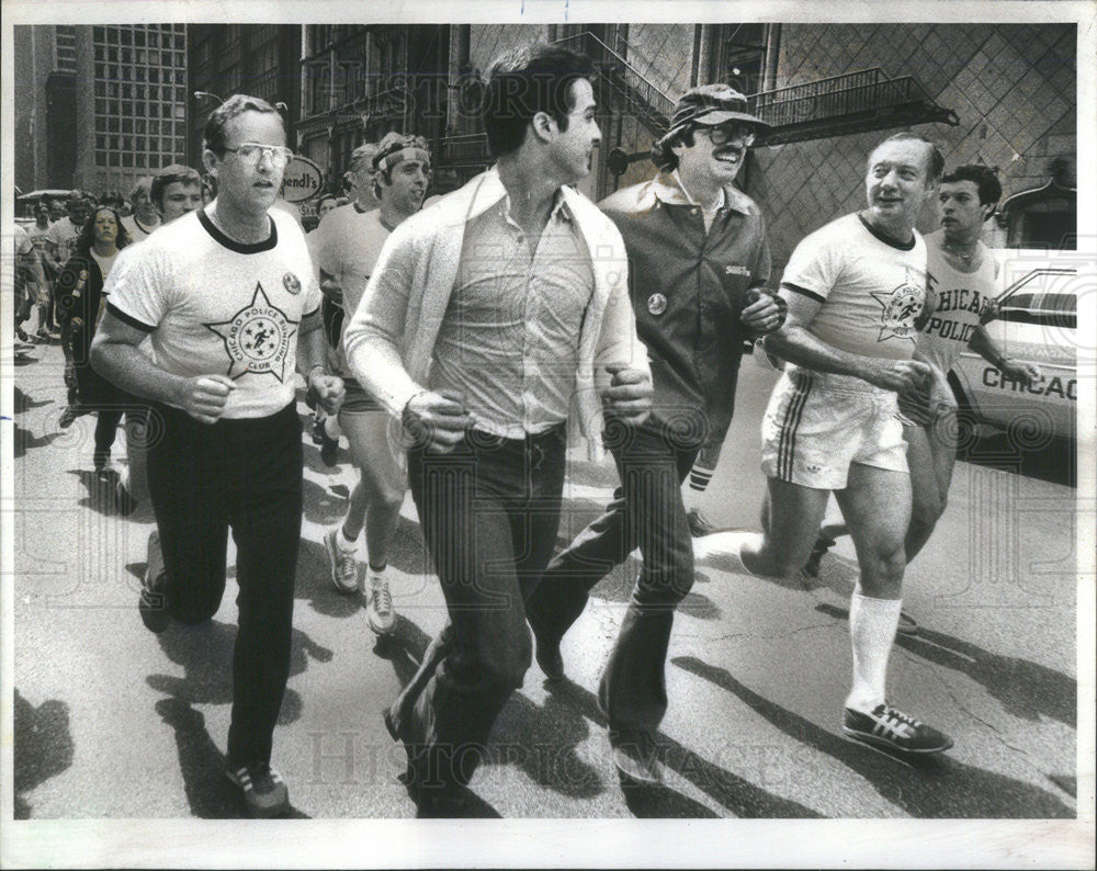 1979 Press Photo Police Captain O&#39;Grady Running In Superspring March Of Dimes - Historic Images