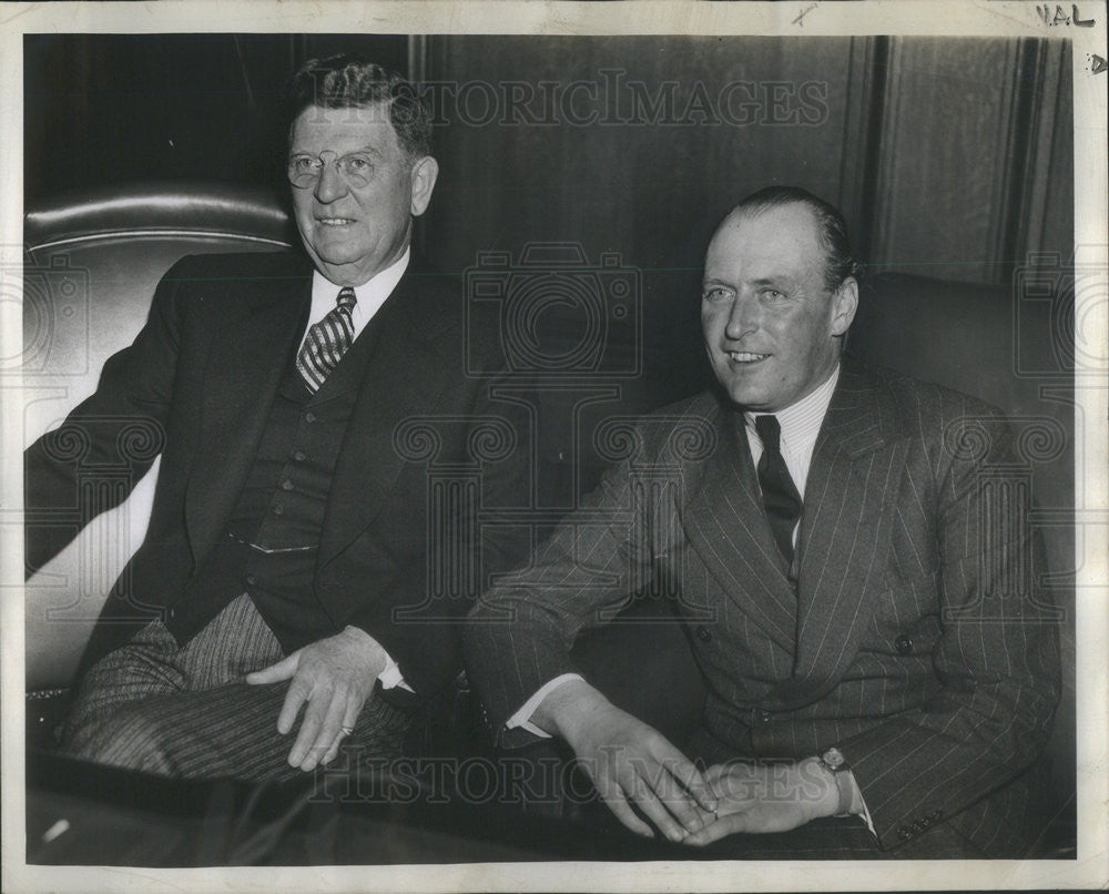 1939 Press Photo Mayor Edward Kelly Crown Prince Olav Norway City Hall - Historic Images