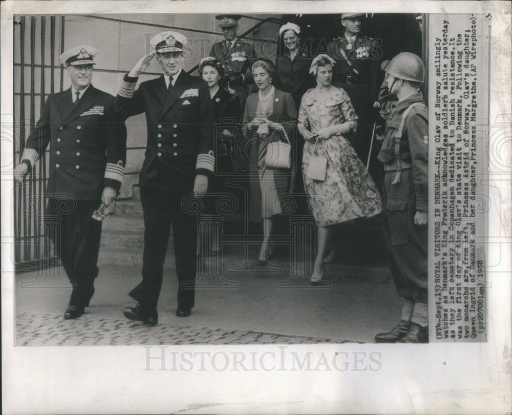 1958 Press Photo King Olav of Norway and Denmark&#39;s King Frederik - Historic Images