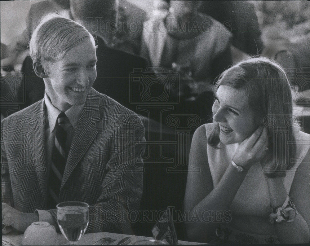 1968 Press Photo Margaret Mary O&#39;Neil Celebrating Birthday With Rick Schumacher - Historic Images