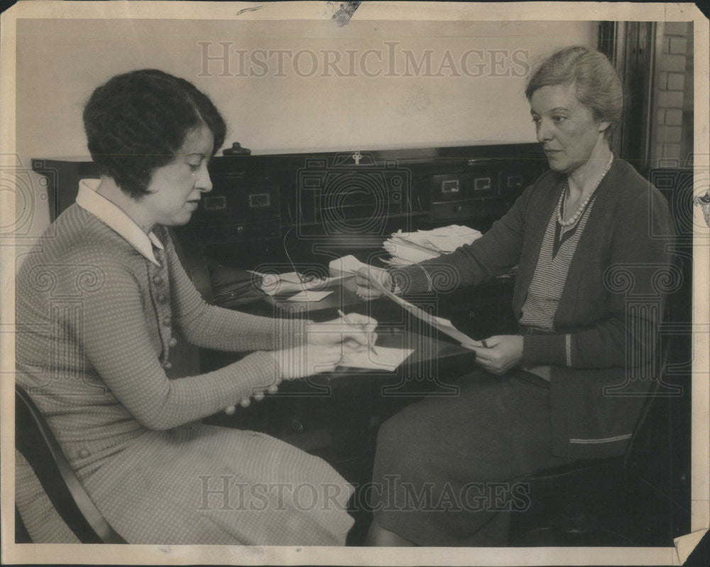 Undated Press Photo Mrs. Lottie Holman O'Neil Candidate For Illinois Senate, Nelle Bevan - Historic Images