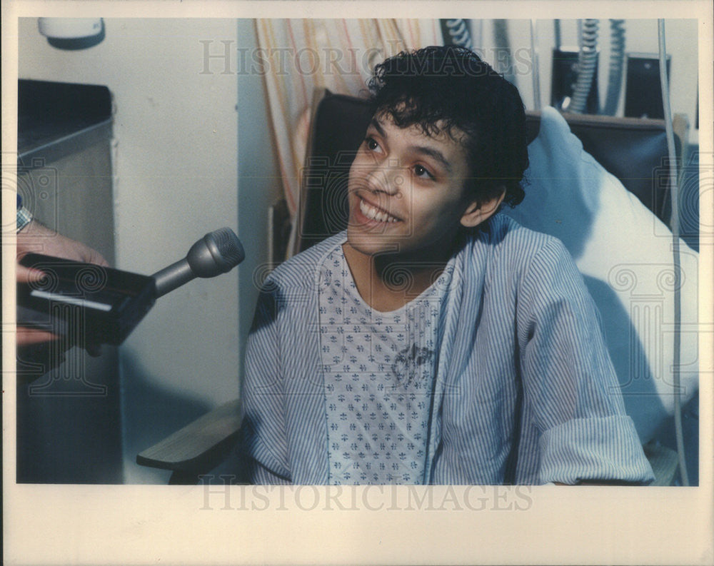 1988 Press Photo Heart-transplant recipient Maria Ortiz - Historic Images