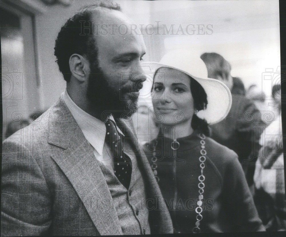 1975 Press Photo Mr. and Mrs. Albert A. Raby - Historic Images