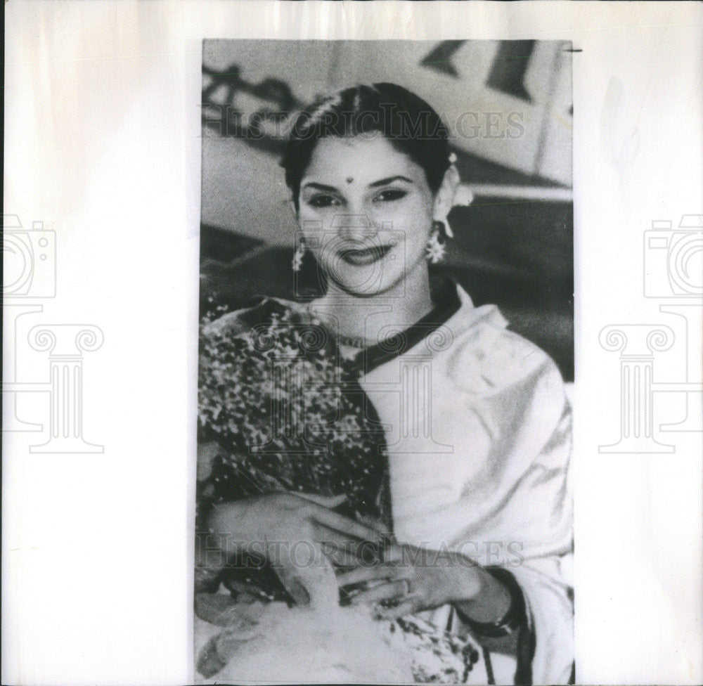 1951 Press Photo Indrani Rahman Leader of an Indian Dance Troupe - Historic Images