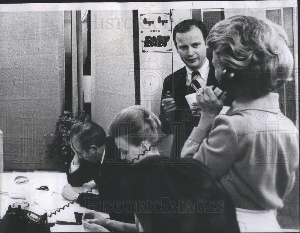 1970 Press Photo Summer Rahr Evanston School Board Caucus Candidate - Historic Images