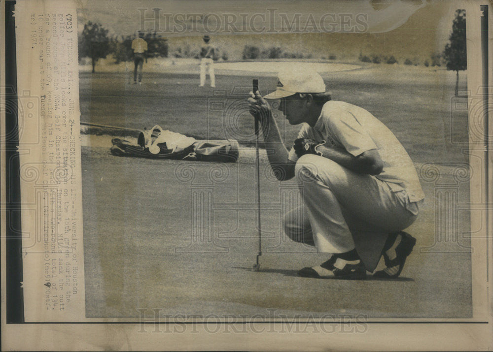 1971 Press Photo Golfer John Mills At The NCAA Golf Championship In Tuscon - Historic Images