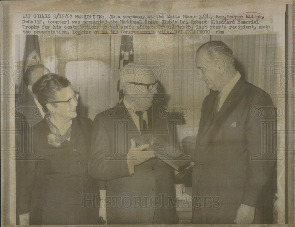 1967 Press Photo Rep. George Miller and wife - Historic Images