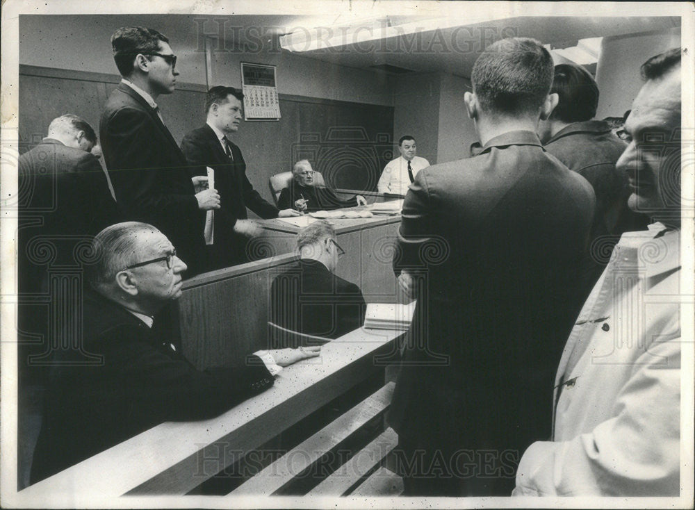 1966 Press Photo Paul Powell Illinois Secretary State Judge Albert Laplante - Historic Images