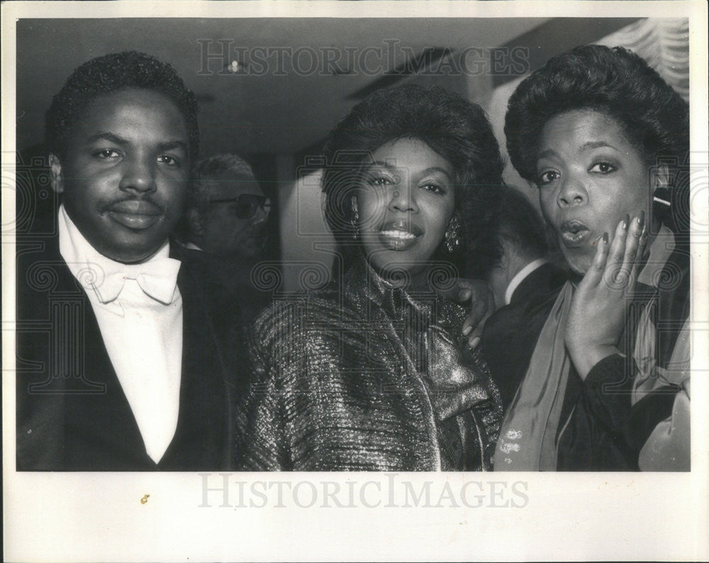 1984 Press Photo Morgan Kennedy Proctor Barbara Oprah Winfrey - Historic Images