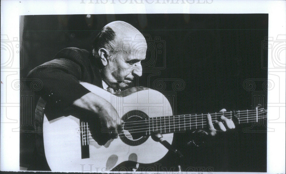 1968 Press Photo Carlos Montoya Flamenco Guitarist - Historic Images