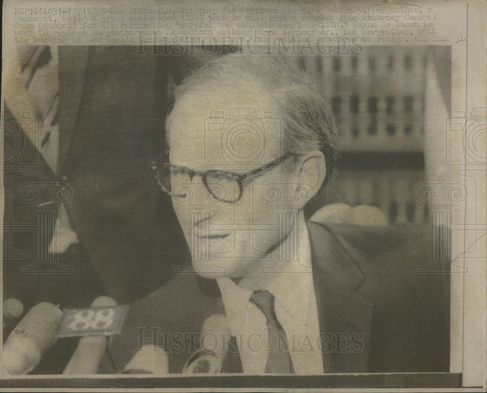 1969 Press Photo Democrat New York Governor Candidate Attorney Robert Morgenthau - Historic Images