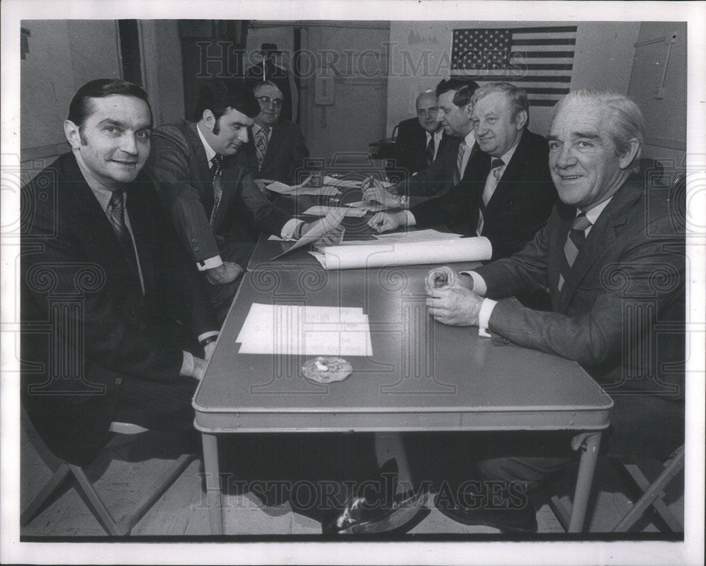 1971 Press Photo 41st Ward GOP Headquarters Pictrowicz, McAuliffe, Bell, Hoellen - Historic Images