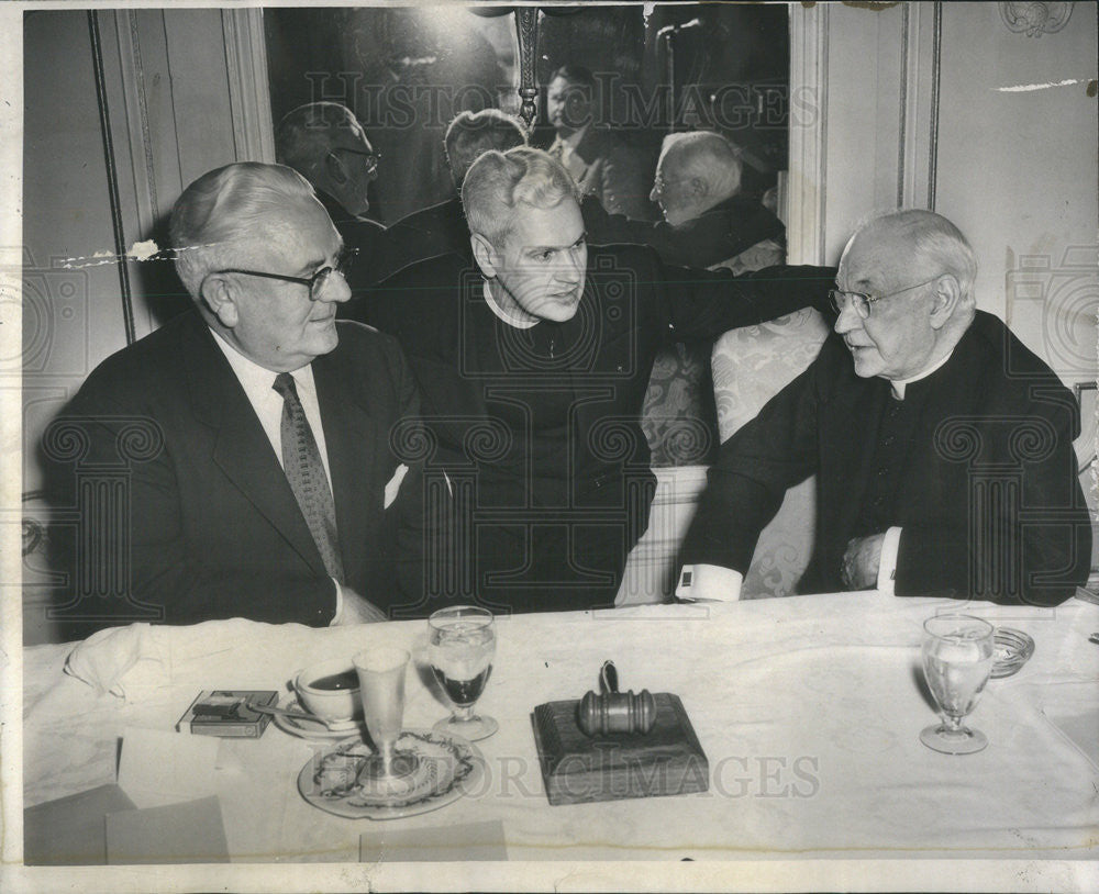 1954 Press Photo Rev. Joseph Mangan, Samuel Cardinal Stritch, Anthony J Mullaney - Historic Images