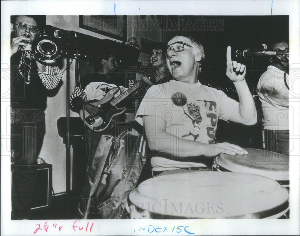 1992 Press Photo Victor Parra and the Mambo Express Afro Cuban band in concert - Historic Images