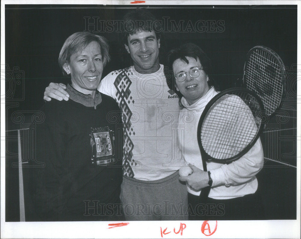 1993 Press Photo Tennis Players Billie Jean King Martina Navratilova With Coach - Historic Images