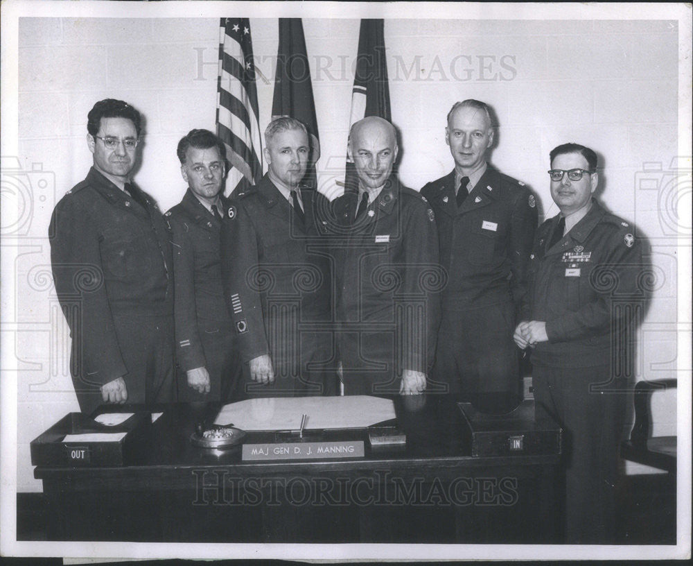 1961 Press Photo Chicago Army Reserve Promoted Officers Daniel Manning - Historic Images