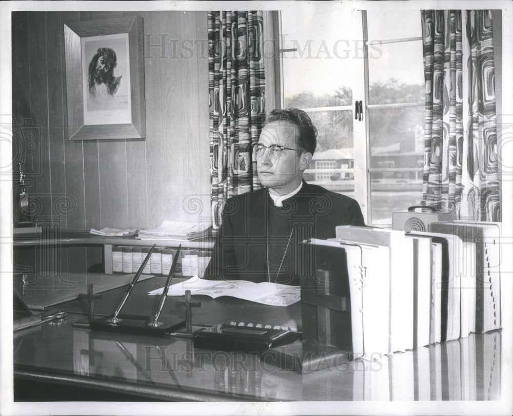 1958 Press Photo reverend karl H. Lusk of st Johns Lutherans Church - Historic Images