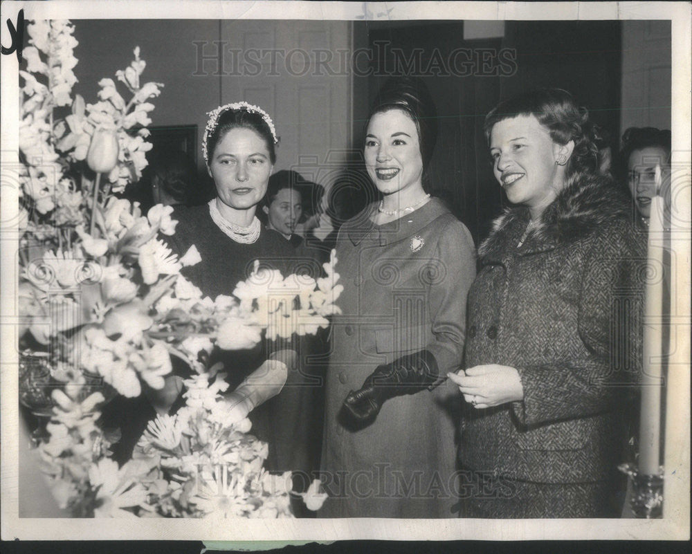 1961 Press Photo Chicago Hist. Soc Mrs V Mashek Jr,Mrs F Wacker,Mrs B McCutcheon - Historic Images