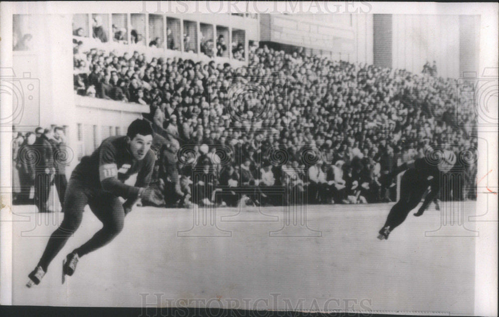 1964 Press Photo Terry McDermott of Mich wins mens 500 meter Olympic skate - Historic Images