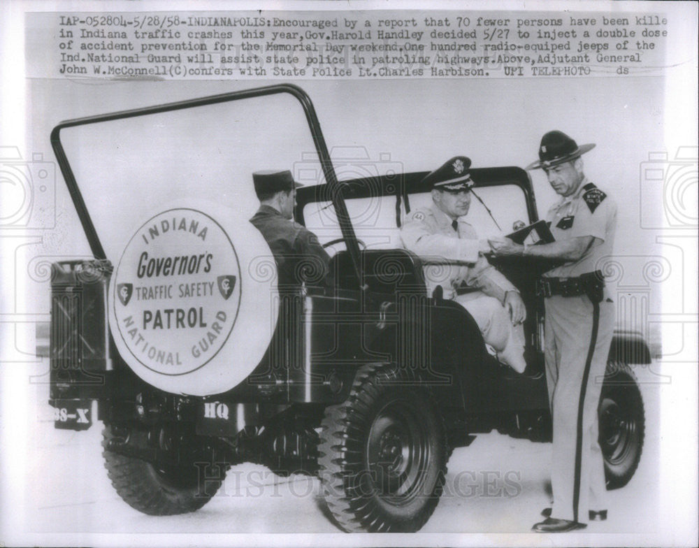 1958 Press Photo Gov Harold Handley patroling w/ National Guard Adjutant John McConnell - Historic Images