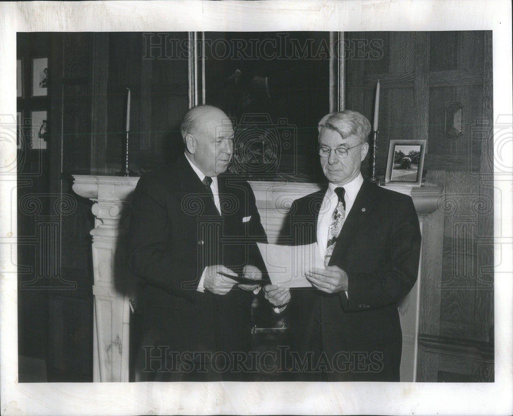 1957 Press Photo RW Coglan and HC Murphy,railroad pres - Historic Images