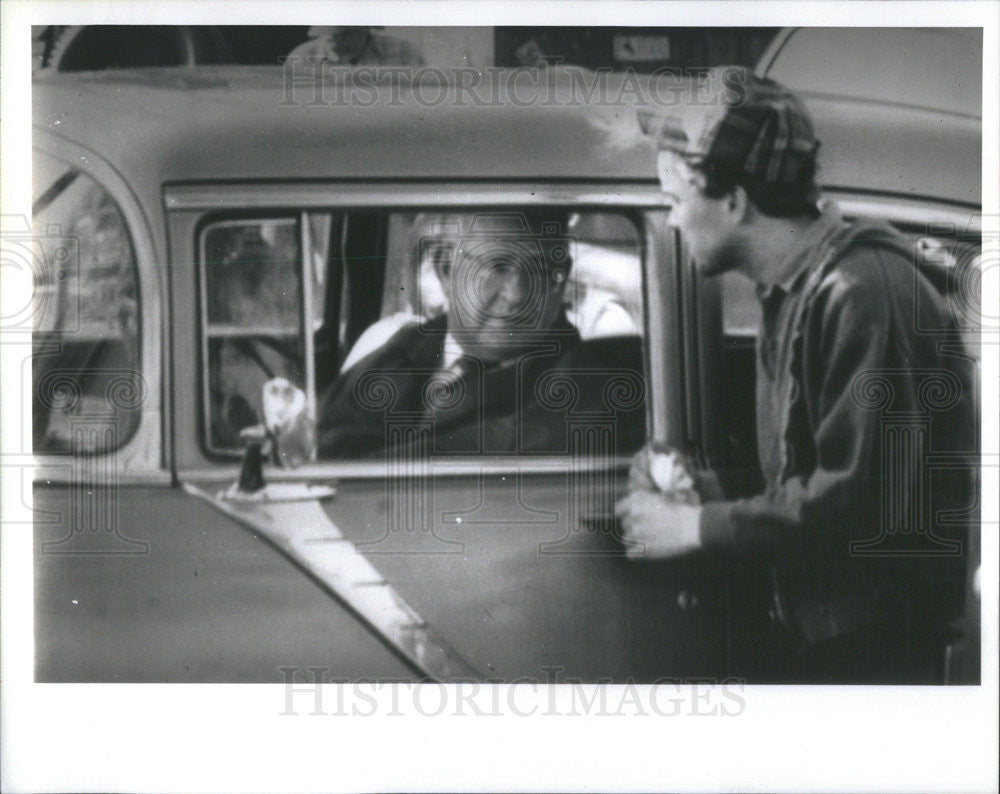 1992 Press Photo Wendey&#39;s founder Dave Thomas in a commercial for his restaurant - Historic Images