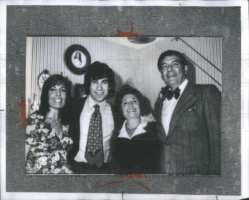 1974 Press Photo The Musical Mansfield family Gail, Scott, Shirley &amp; Leonard - Historic Images