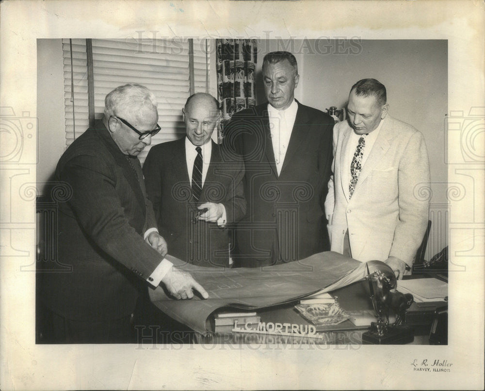 1956 Press Photo St Lukes  Hospital expansion,L Lyons,Wm Benn,architech - Historic Images