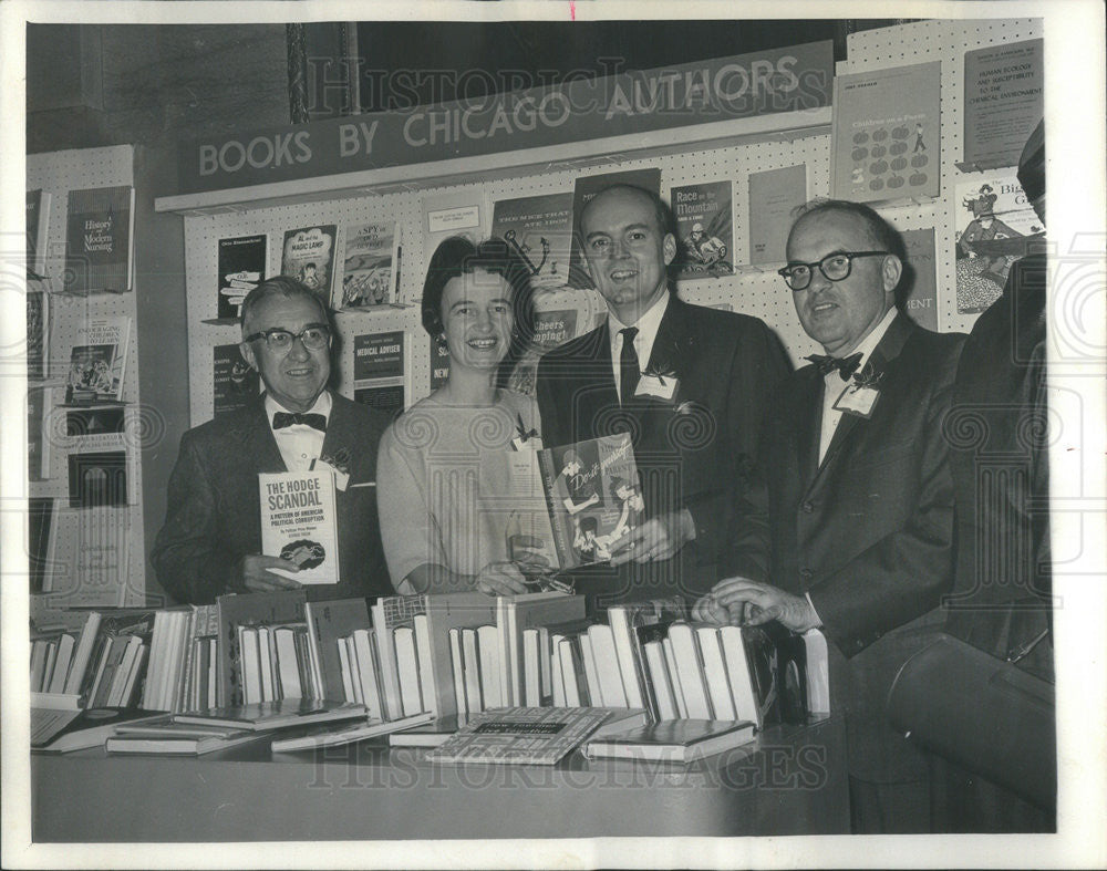 1963 Press Photo George Theim,author.Marg&amp; Rich Frisbi,H Kogan - Historic Images