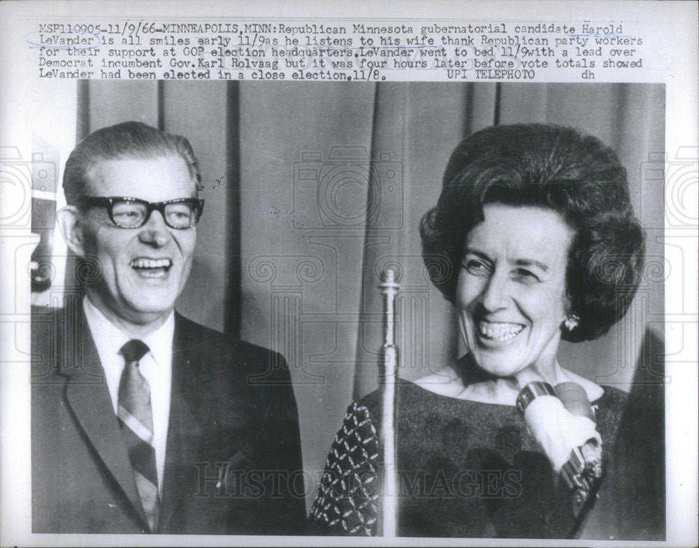 1966 Press Photo Attorney Harold Levander - Historic Images