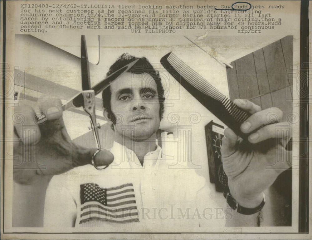 1969 Press Photo World&#39;s Hair-Cutting Endurance Champion Guy Mudd St. Louis - Historic Images