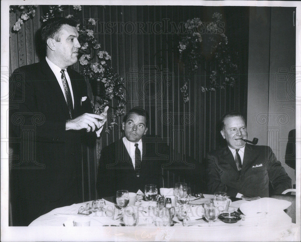 1962 Press Photo Harvey Leuin, Chicago Division Manager US Chamber of Commerce - Historic Images