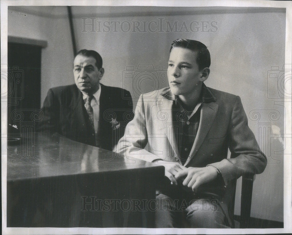 1957 Press Photo Lawrence Madsen Appears In Court - Historic Images