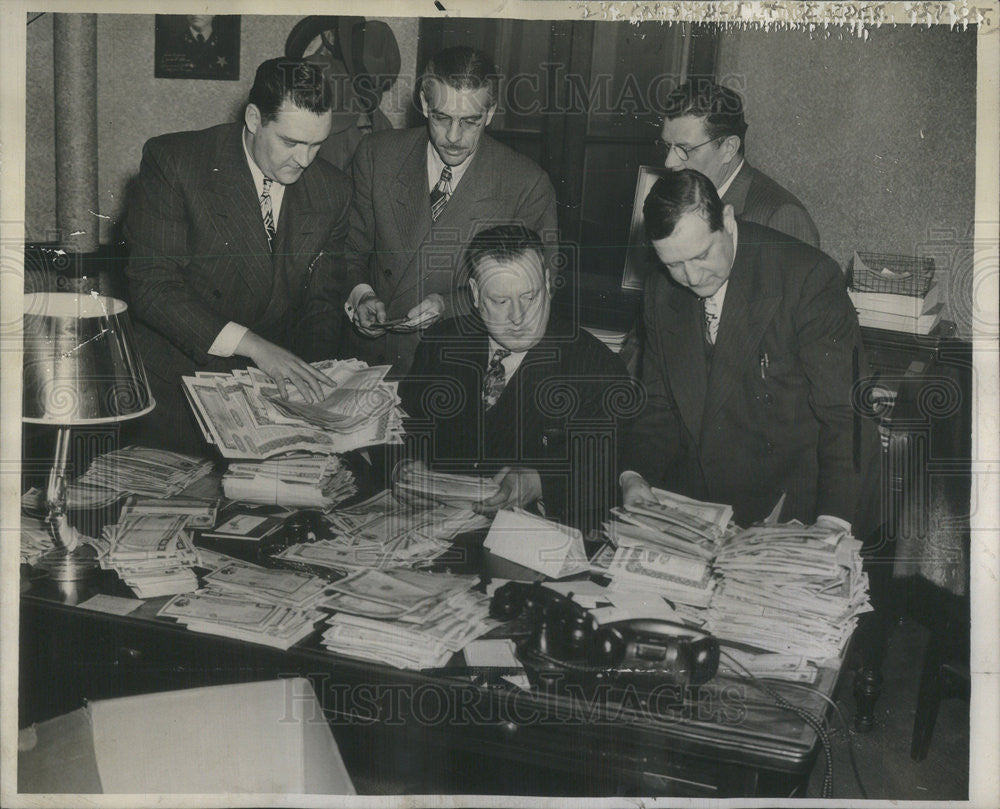 1945 Press Photo Sgt T O&#39;Connell,B Varnes,J Glon,Sgt E Witry &amp; W Storms - Historic Images