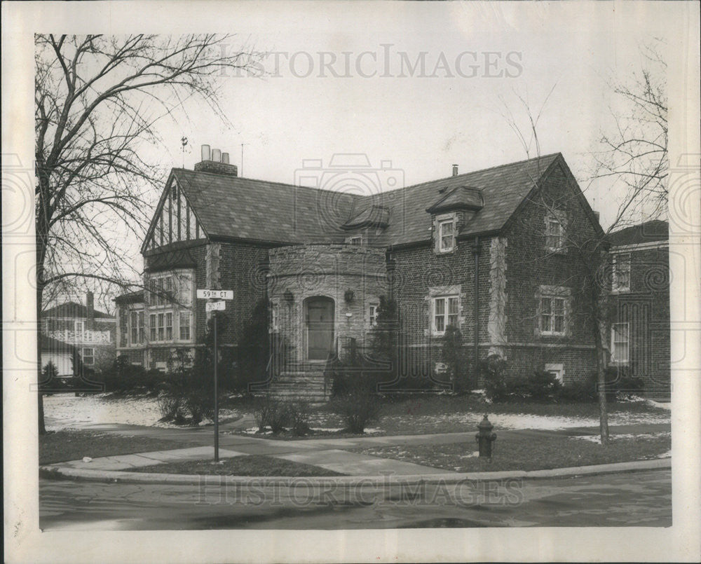 1952 Press Photo Home of tragedy 3450 59th Ct. Cicero Home of August Motycka - Historic Images