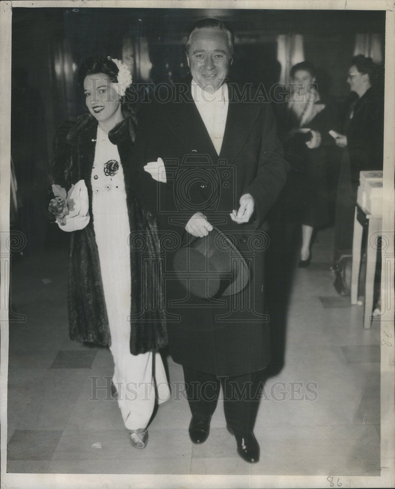 1945 Press Photo Mr and Mrs Grier Patterson of Kenilworth,Ill - Historic Images