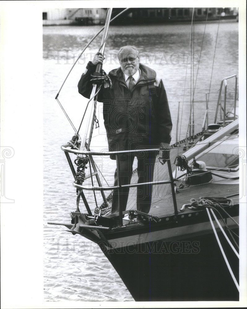 1987 Press Photo New Harbor Dir. of the Chicago Park District Robert Nelson - Historic Images