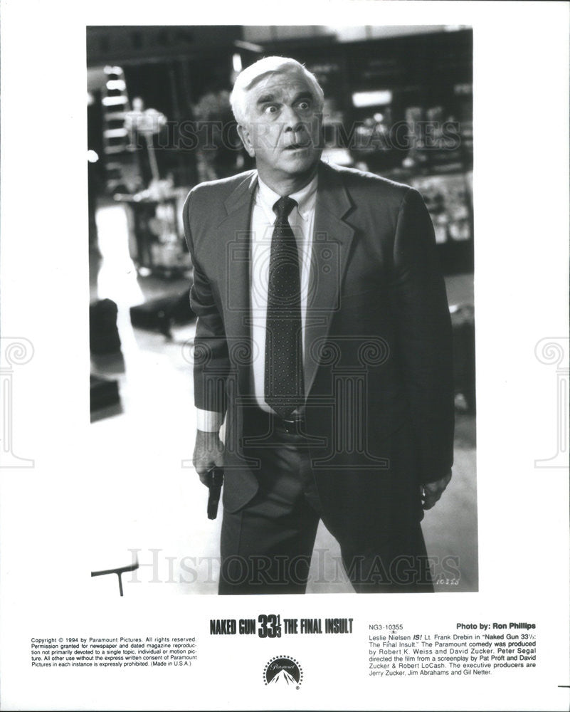 1996 Press Photo Leslie Nielson Naked Gun - Historic Images