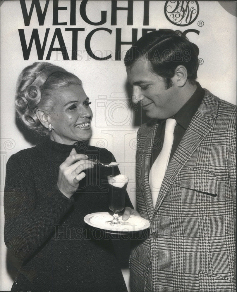 1969 Press Photo Founder of Weight Watchers Jean Nidetch and Richard Cooper - Historic Images