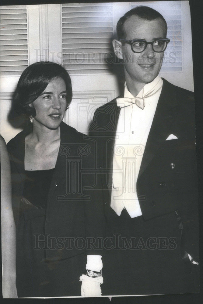 1963 Press Photo MR &amp; Mrs FR Carver Nixon - Historic Images