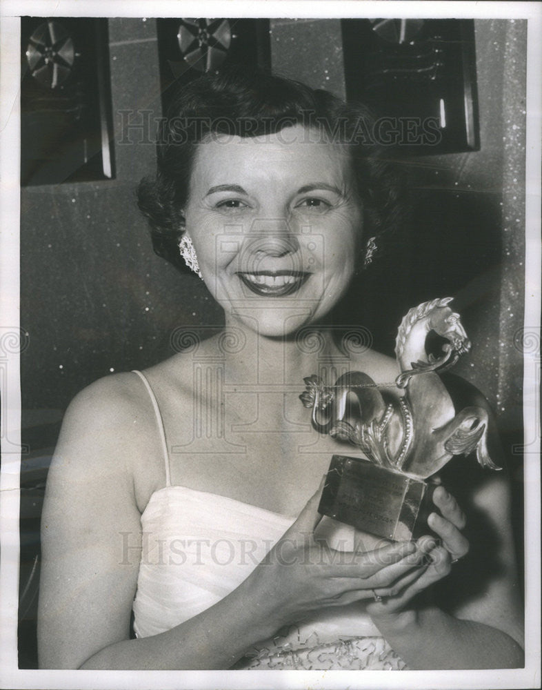 1955 Press Photo Ruby Day Niebauer  Film Festival Award - Historic Images