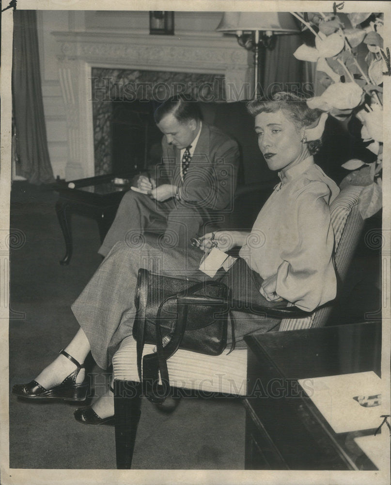 1947 Press Photo Clare Boothe Luce Author Congresswoman Chicago James Supple - Historic Images