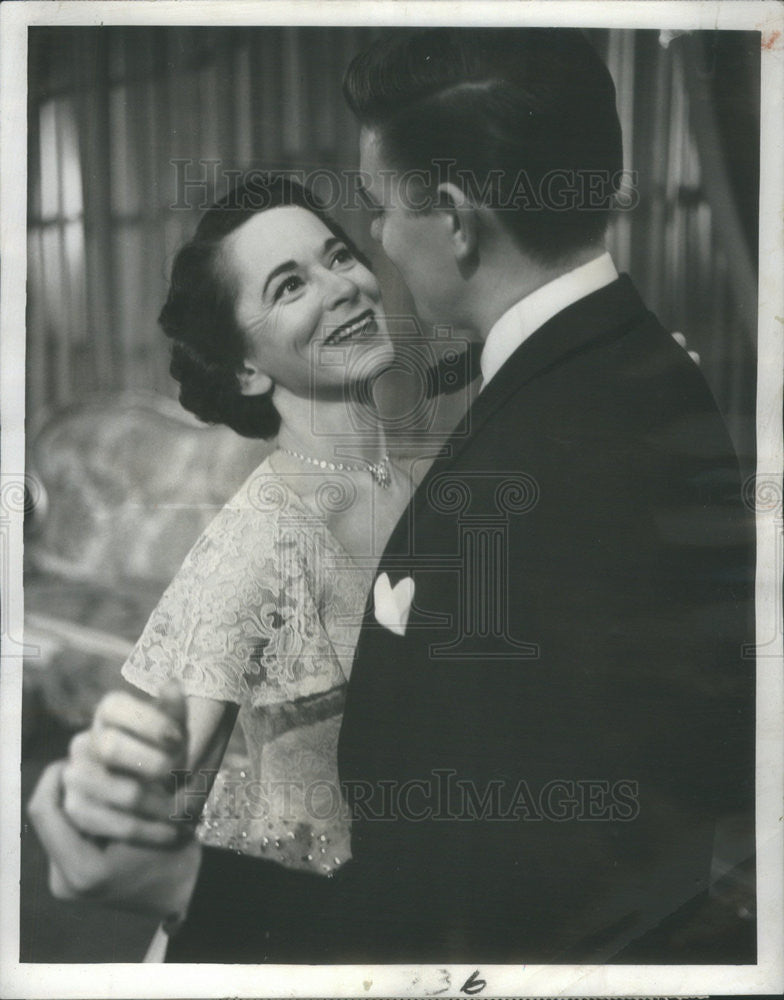 1952 Press Photo Mrs. Kathryn Murray hostess The Arthur Murray Part - Historic Images