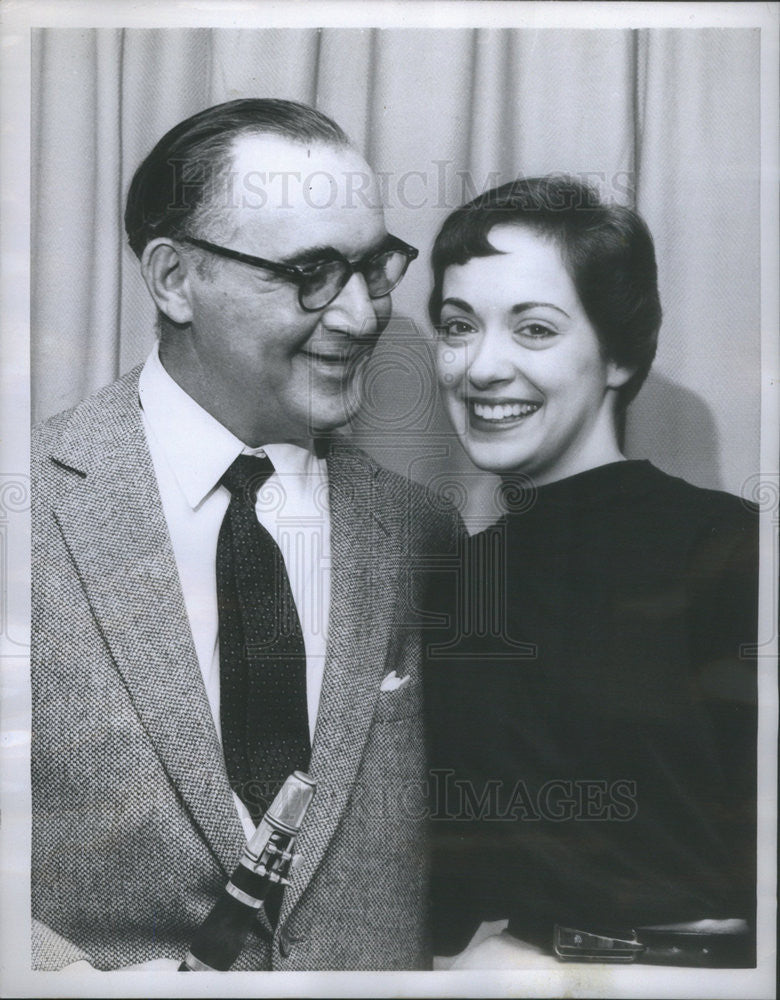 1959 Press Photo Benny Goodman singing discovery Donna Musgrove - Historic Images