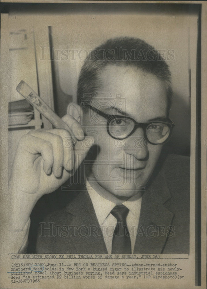 1968 Press Photo Shepherd Mead,author - Historic Images
