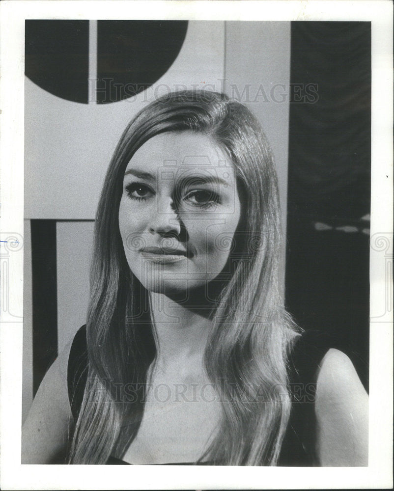 1968 Press Photo christine marie Lundstedt Announcer - Historic Images