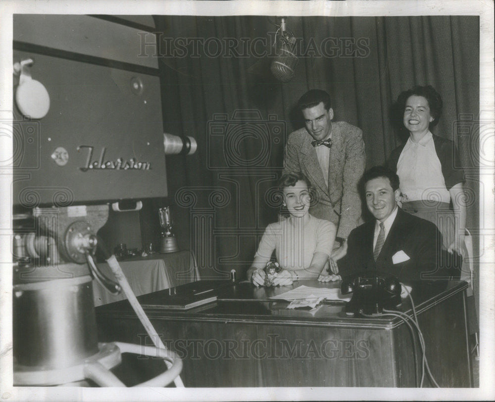 1955 Press Photo George Menard Bruce Newton Betty Whitney Jugebord Jorgensen - Historic Images