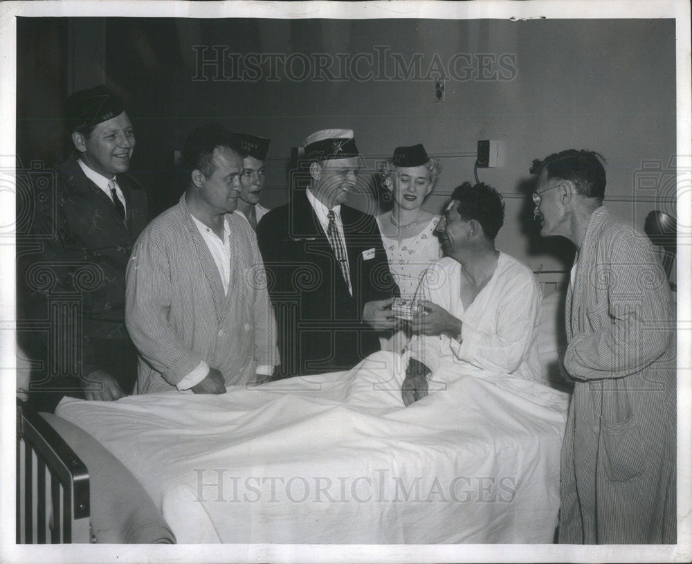 1956 Press Photo L to R; Anthony Anderson, Mrs. George Jonikas, John Paukstis, - Historic Images