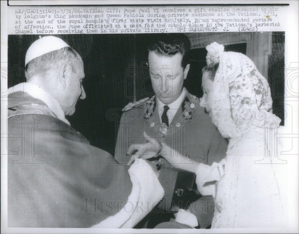 1966 Press Photo Pope Paul VI and Belgium&#39;s King Baudouin and Queen Fabiola - Historic Images