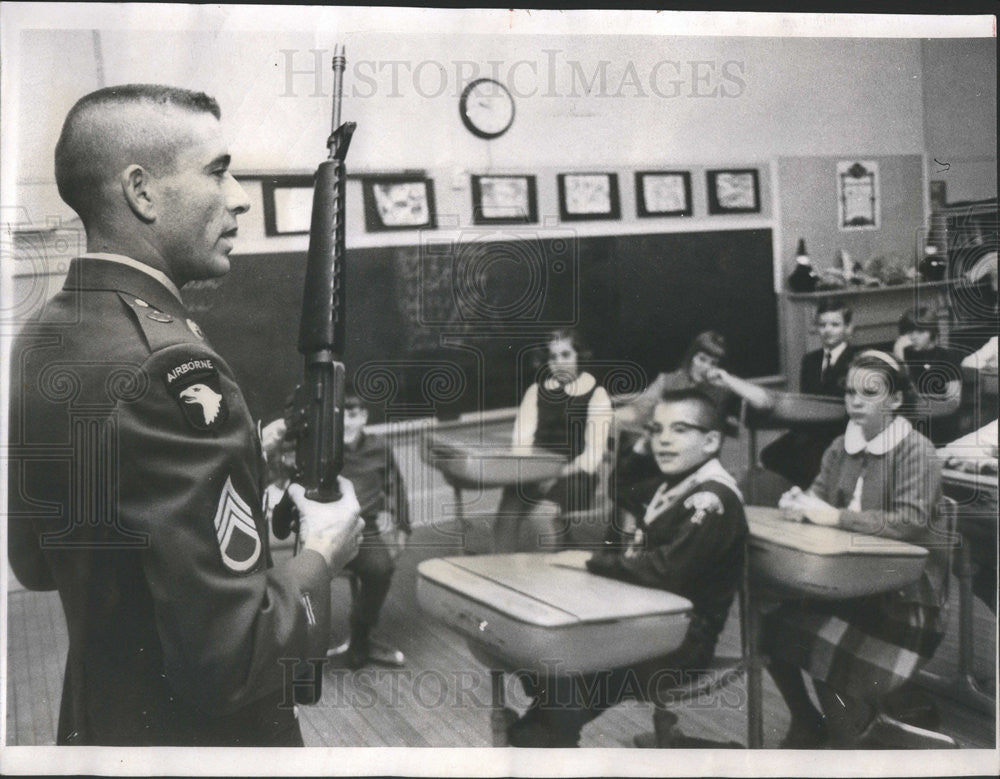 1967 Press Photo - Historic Images